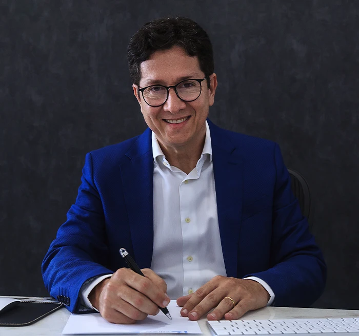 Dr. Ronald Canejo